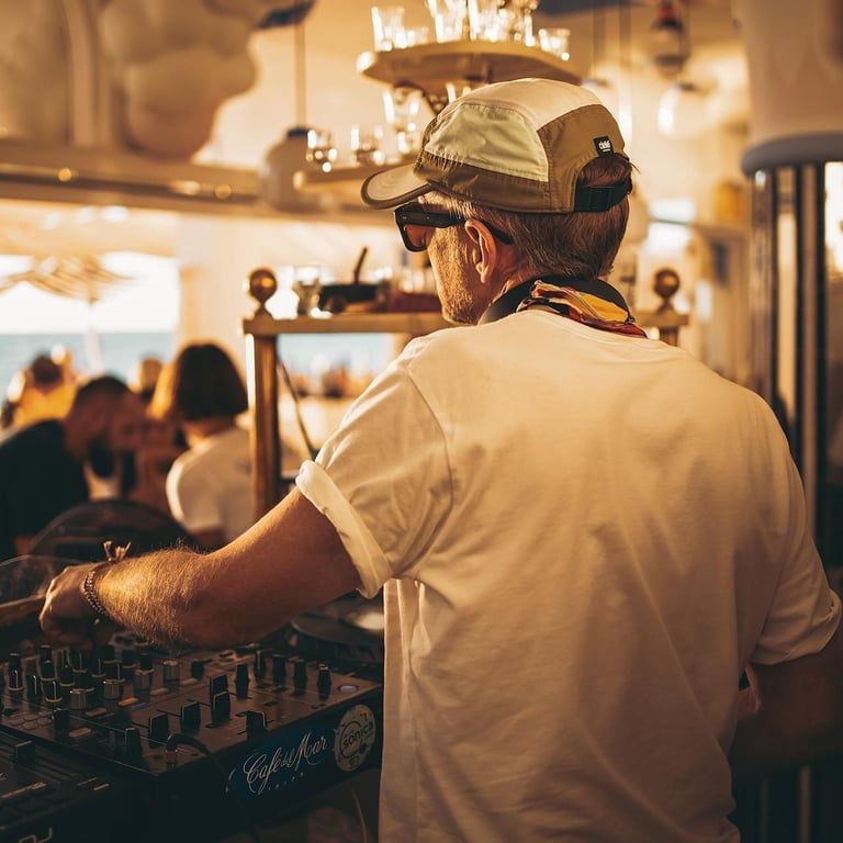Chris Coco Cafe del Mar Ibiza